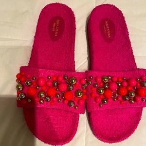 Beautiful sandals/flip flops